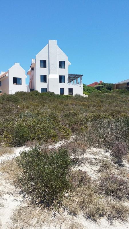 To Let 3 Bedroom Property for Rent in Britannia Bay Western Cape